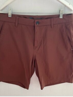 Vuori Meta Brick Red Casual Shorts 33 Waist / 8 In Inseam